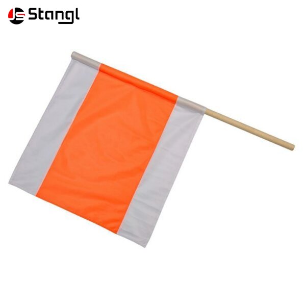 WARNFLAGGE – SICHTBARKEIT UND SICHERHEIT IM EINSATZ